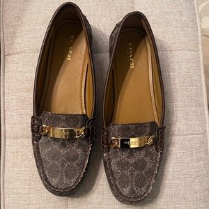 NWOT Coach “olive loafer” Signature Brown Loafers with Gold Accents